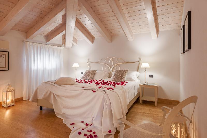 Affittacamere Boutique Room Verona Exterior photo